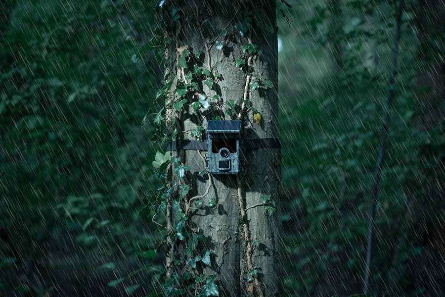 EZ-SOLAR WIFI 4K Camouflage Trail Camera 