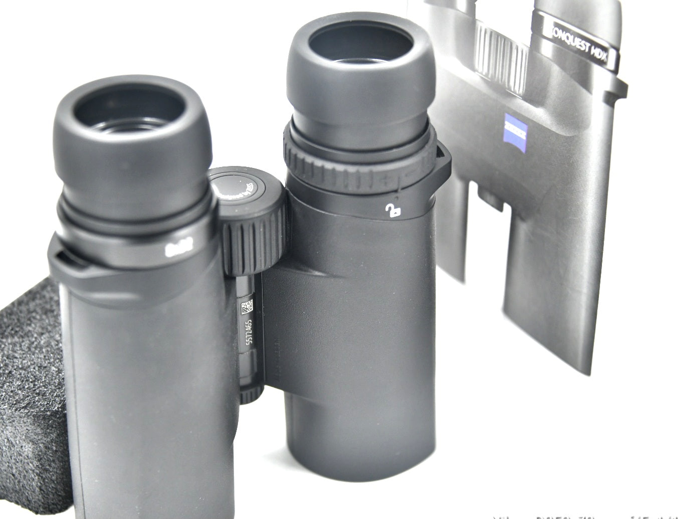 Zeiss Conquest HDX 10X42 Binoculars 
