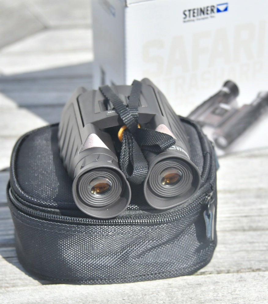 Steiner Safari UltraSharp 10X26 Binoculars 