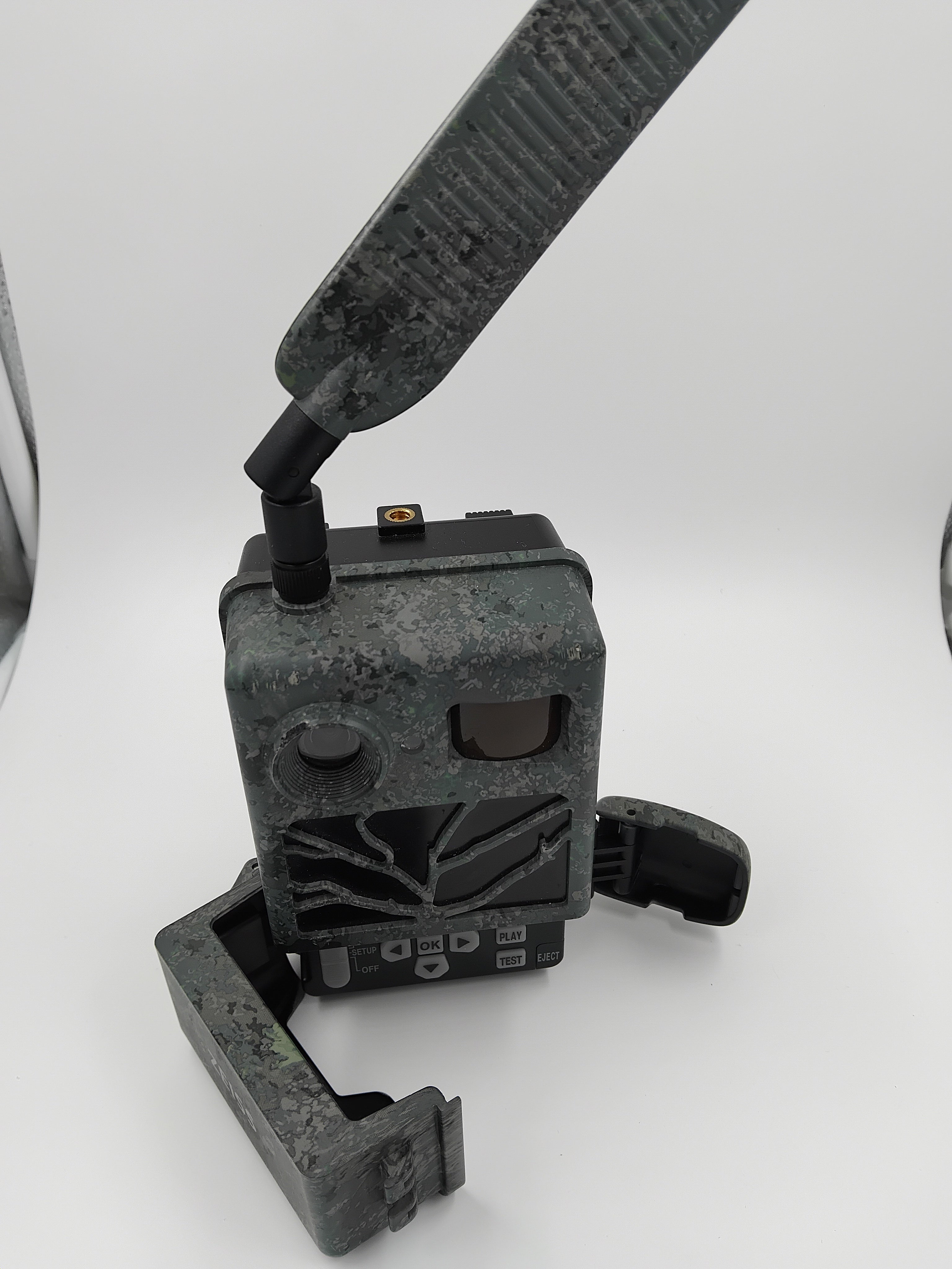 Armadilha fotográfica ZEISS Secacam 3 PACK PROMO com bateria 