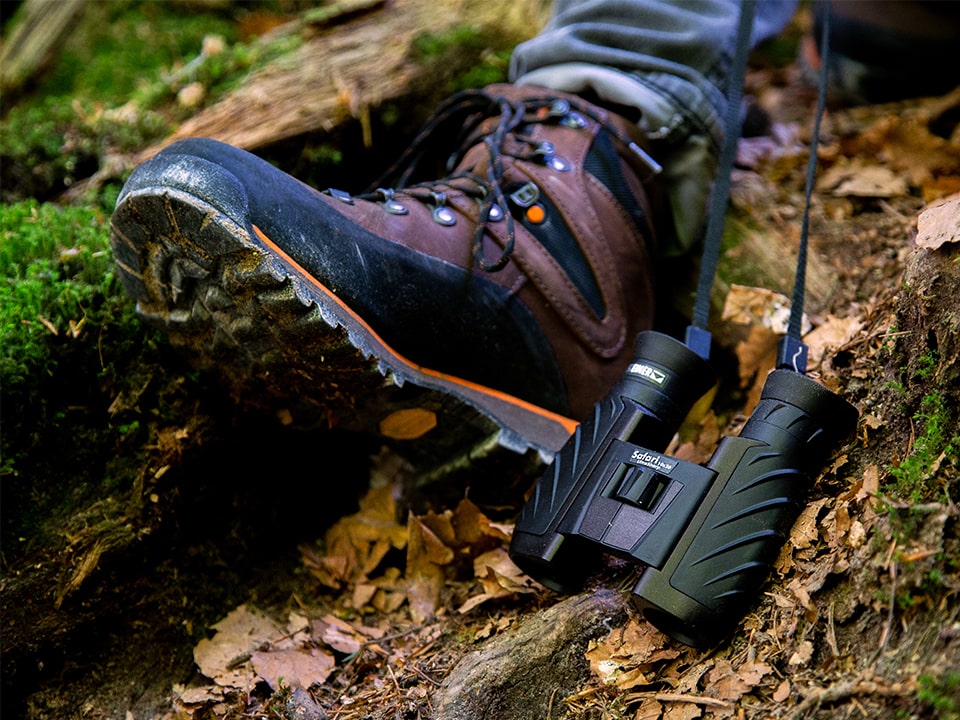 Steiner Safari UltraSharp 10X26 Binoculars 