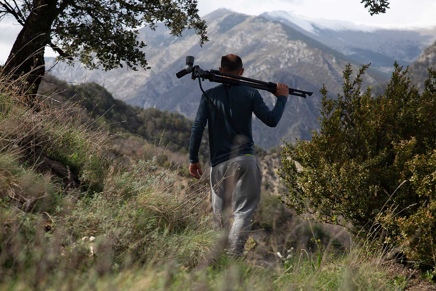 Luneta URIKAN U-TRAIL 8-24X50 